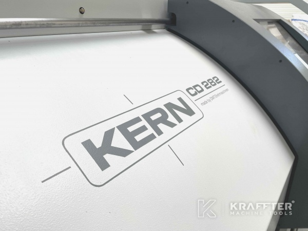 Tour à assistance numérique DMT KERN CD 282 20689-992