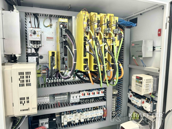 Armoire electrique Rectifieuse cylindrique CNC JONES & SHIPMAN Ultramat 650 Easy-B 90120