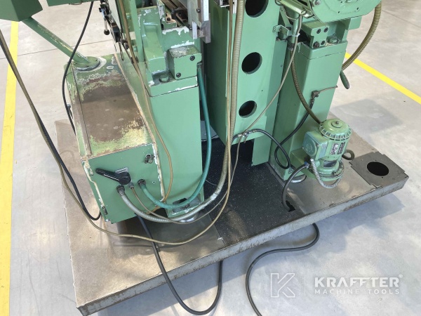 Machine outils occasion à vendre ERNAULT SOMUA Z 1 C 20690-010 3 axes chez KRAFFTER