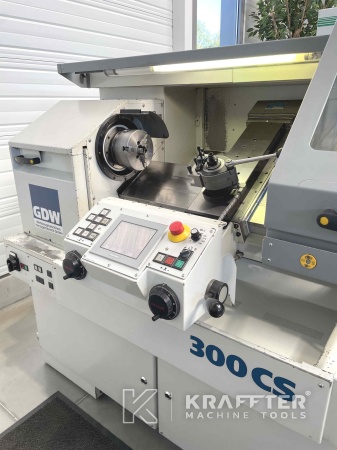 Tour CNC par apprentissage à vendre GDW 300 CS 90069 Machines outils d'occasion