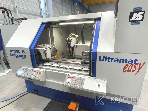 Usinage de précision avec Rectifieuse cylindrique CNC d'occasion JONES & SHIPMAN Ultramat Easy 650 20690-005