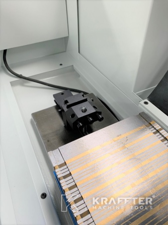 Achat et vente dans le monde entier de Rectifieuse plane CNC JONES & SHIPMAN 524 EASY 20689-961