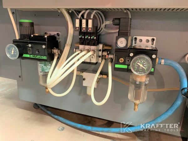 Unité d'aspiration brouillard huile sur DECKEL S20 TURBO 20689-944