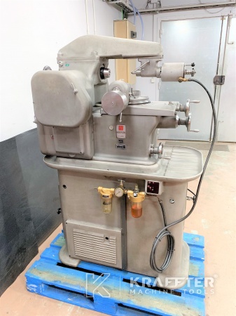 Mécanique de précision Tailleuse à fraise-mère MIKRON 102.04 20689-930