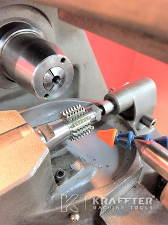 Tailleuse à fraise-mère MIKRON 102.05 MPS 20689-876 , KRAFFTER vendeur de machines outils d'occasion