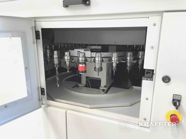 Centre d’usinage à programmation numérique MIKRON HSM 800 20690-041
