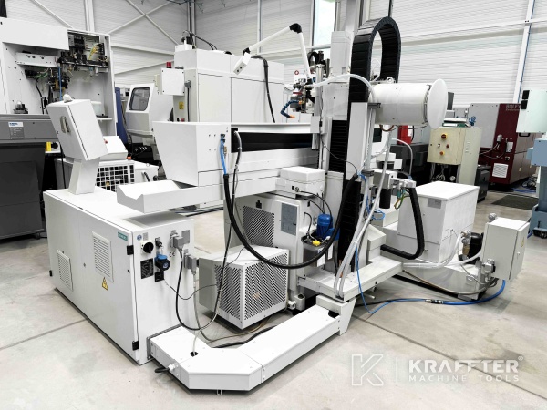 Usinage de précision avec Rectifieuse plane CNC d'occasion JUNG JE 525 P 90091