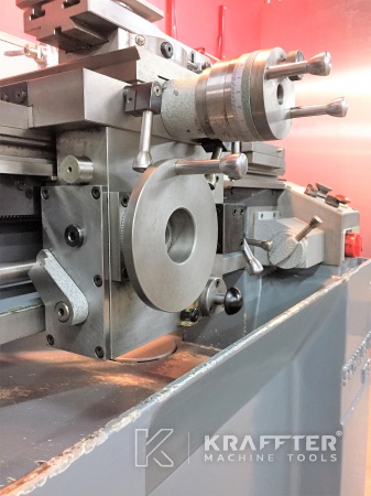 Machine outil d'occasion pour l'usinage , Tour conventionnel SCHAUBLIN 125 B 20689-889