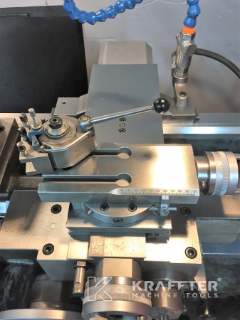 Machines industrielles pour opération de Tournage SCHAUBLIN 135 20689-894