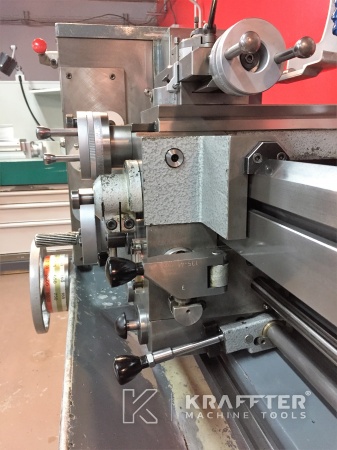 Machine outil d'occasion pour l'usinage , Tour conventionnel SCHAUBLIN 150 20689-898