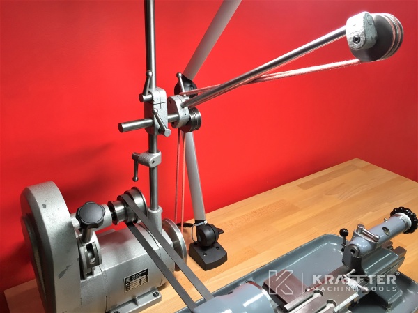 Machine outil d'occasion pour l'usinage , Tour conventionnel SCHAUBLIN 70 20689-919