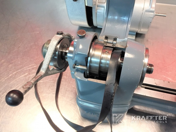 Machines industrielles pour le tournage Tour conventionnel SCHAUBLIN 70 20689-920