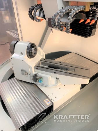 Affûteuse CNC à métaux d'occasion WALTER Helitronic Power Regrinder 20689-975