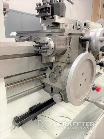 Machines industrielles pour opération de Tournage SCHAUBLIN 135 20689-978